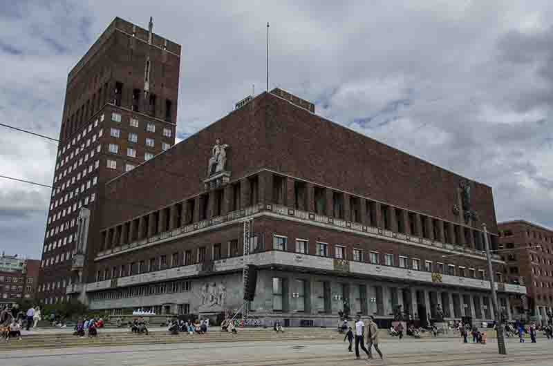 04 - Noruega - Oslo - Ayuntamiento
